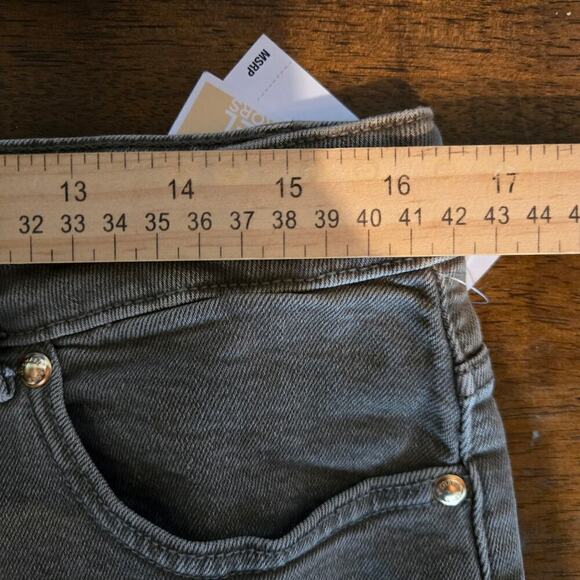 NWT Michael Kors Women's Olive Knee-Length Green Denim Cargo Skirt, Size 12 - Picture 7 of 9